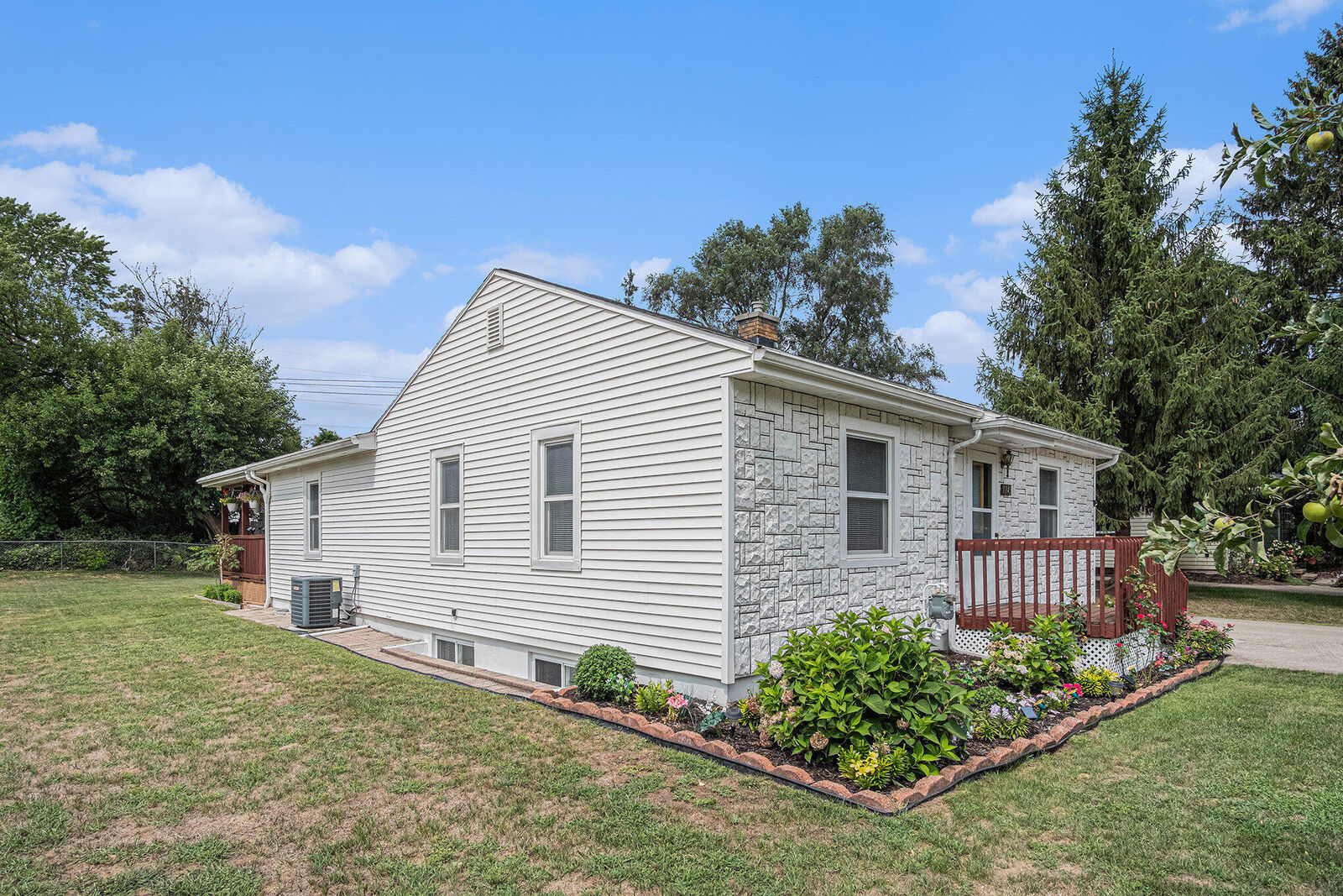 Property Photo: 1145 Eastmont Drive SE MI 49546
