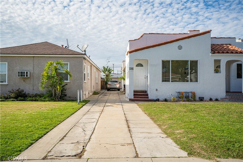 Property Photo:  141 N 21st Street  CA 90640 