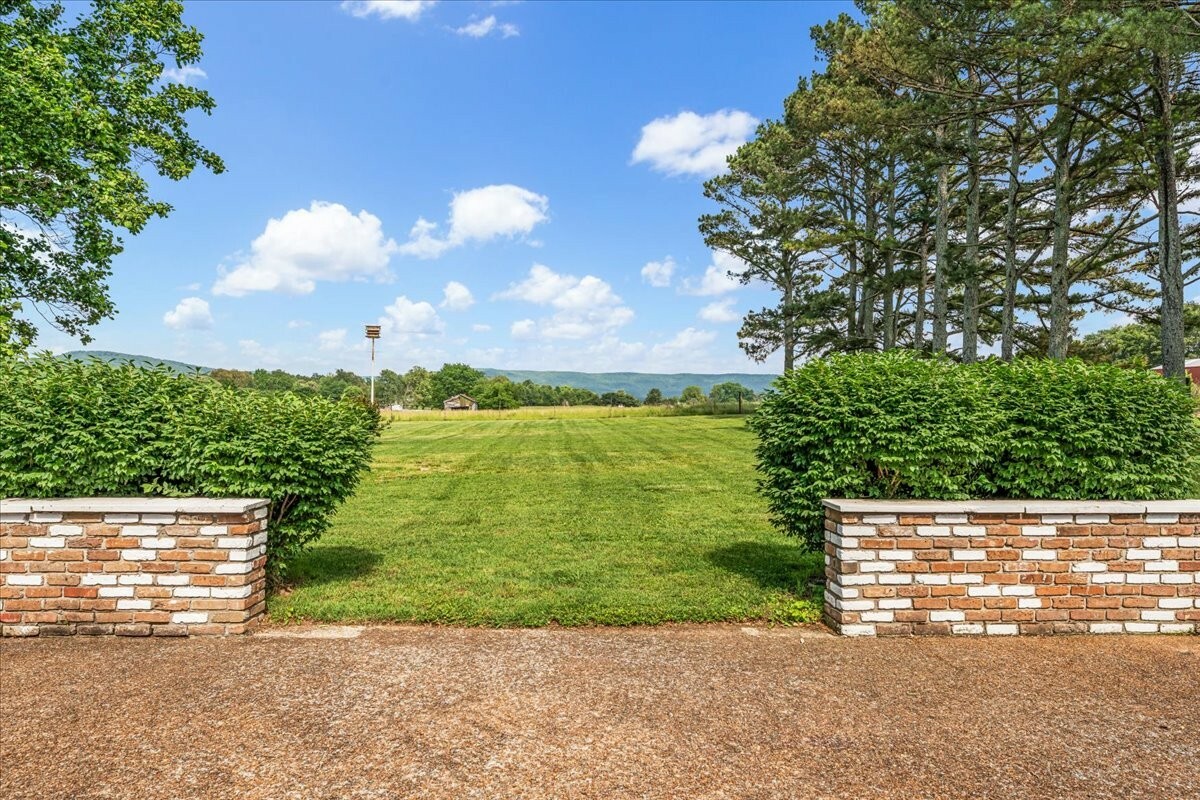 Property Photo:  183 Prairie Plains Rd  TN 37342 