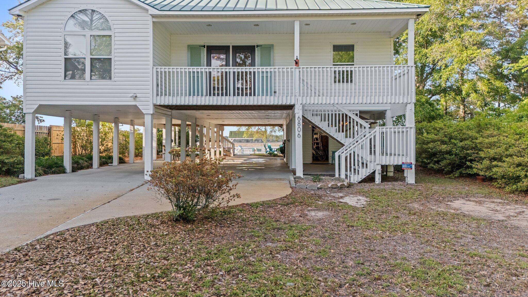 Property Photo: 6806 E Yacht Drive NC 28465