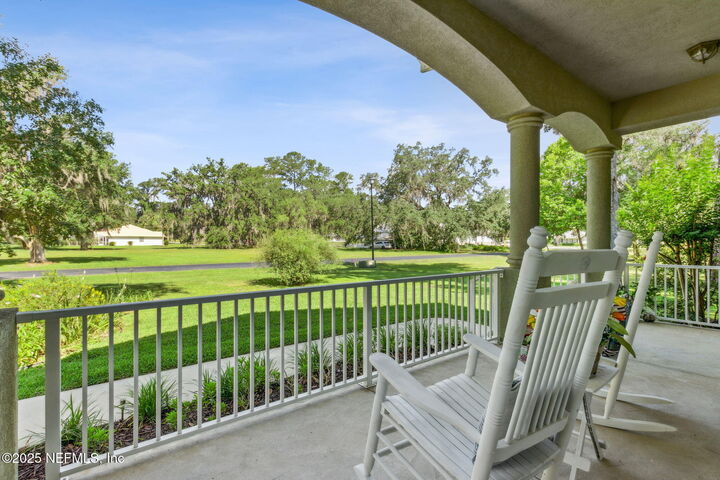 Property Photo:  166 Mount Royal Avenue  FL 32112 