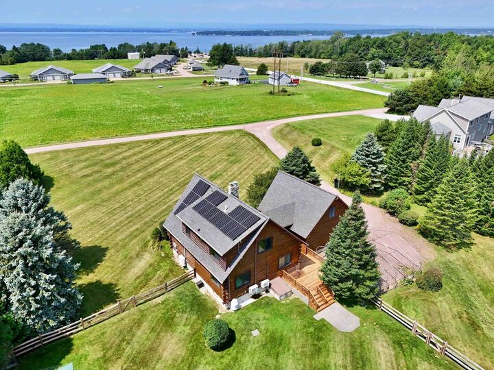 Property Photo:  8 Maynard Court  VT 05458 