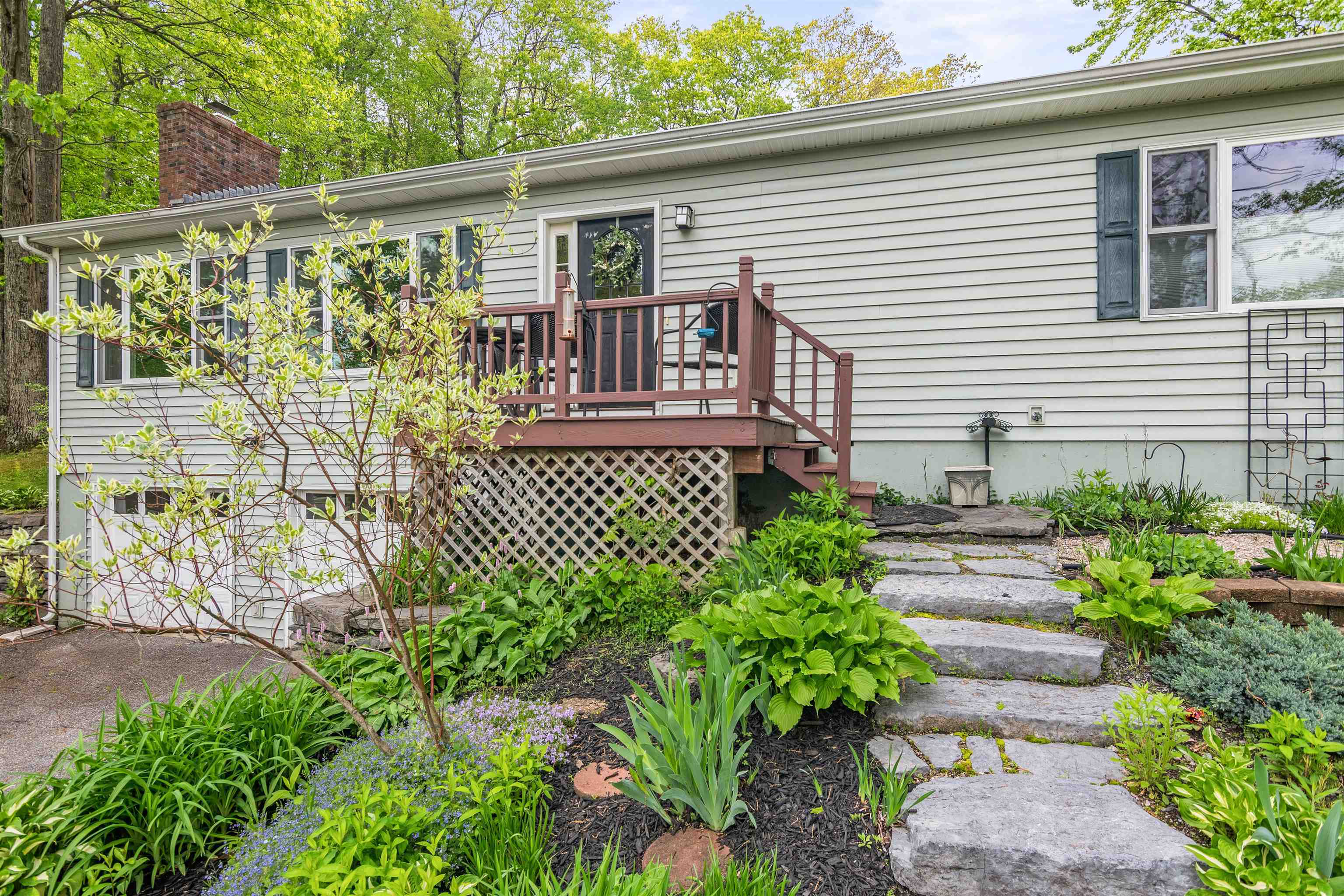 Property Photo: 27 Wildwood Drive VT 05452