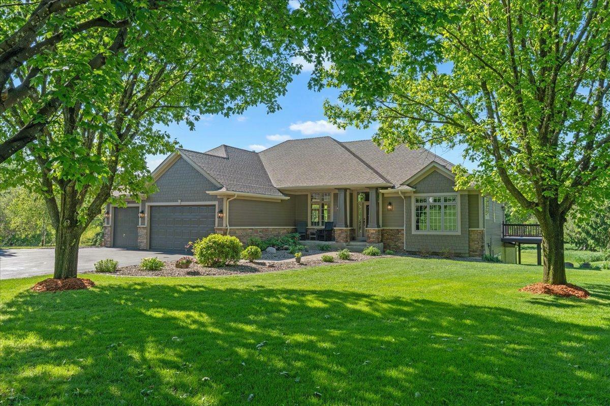 Property Photo: 15210 Painters Lane Circle N MN 55082