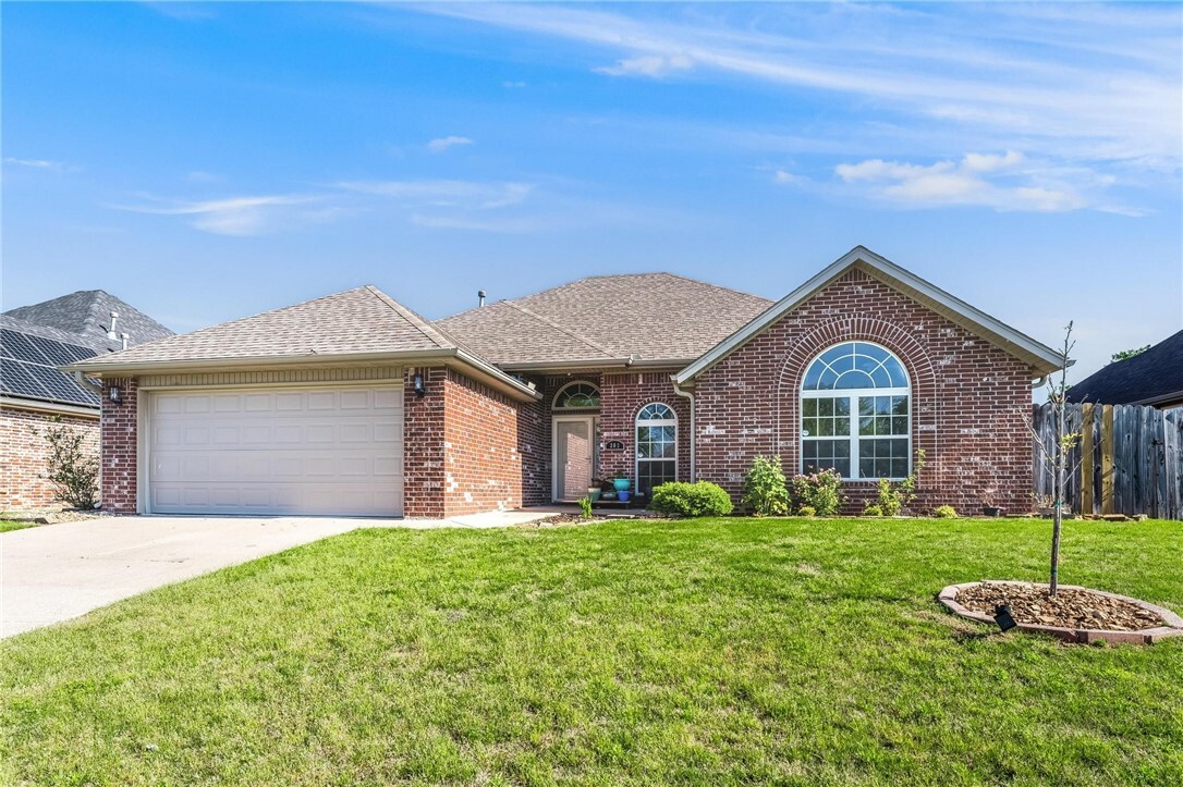 303 W Camden Drive  Rogers AR 72756 photo