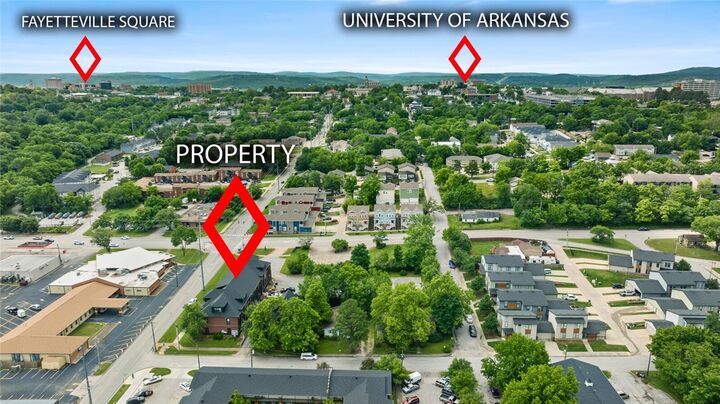 Property Photo: 1115 N Leverett Avenue 102 AR 72703