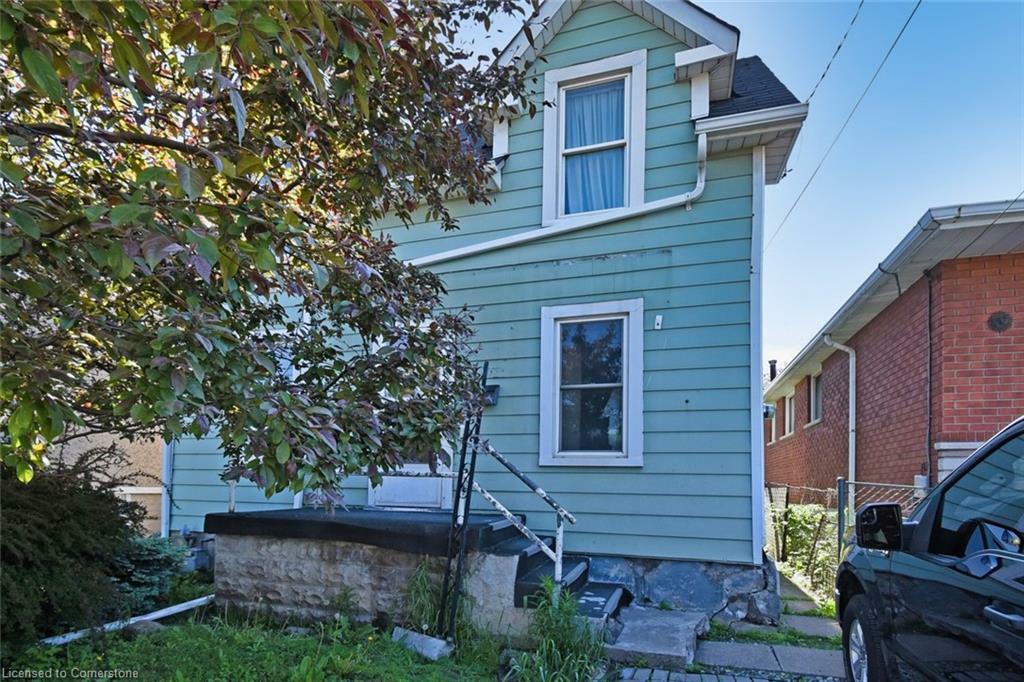 Property Photo:  336 Tragina Avenue N  ON L8H 5E3 