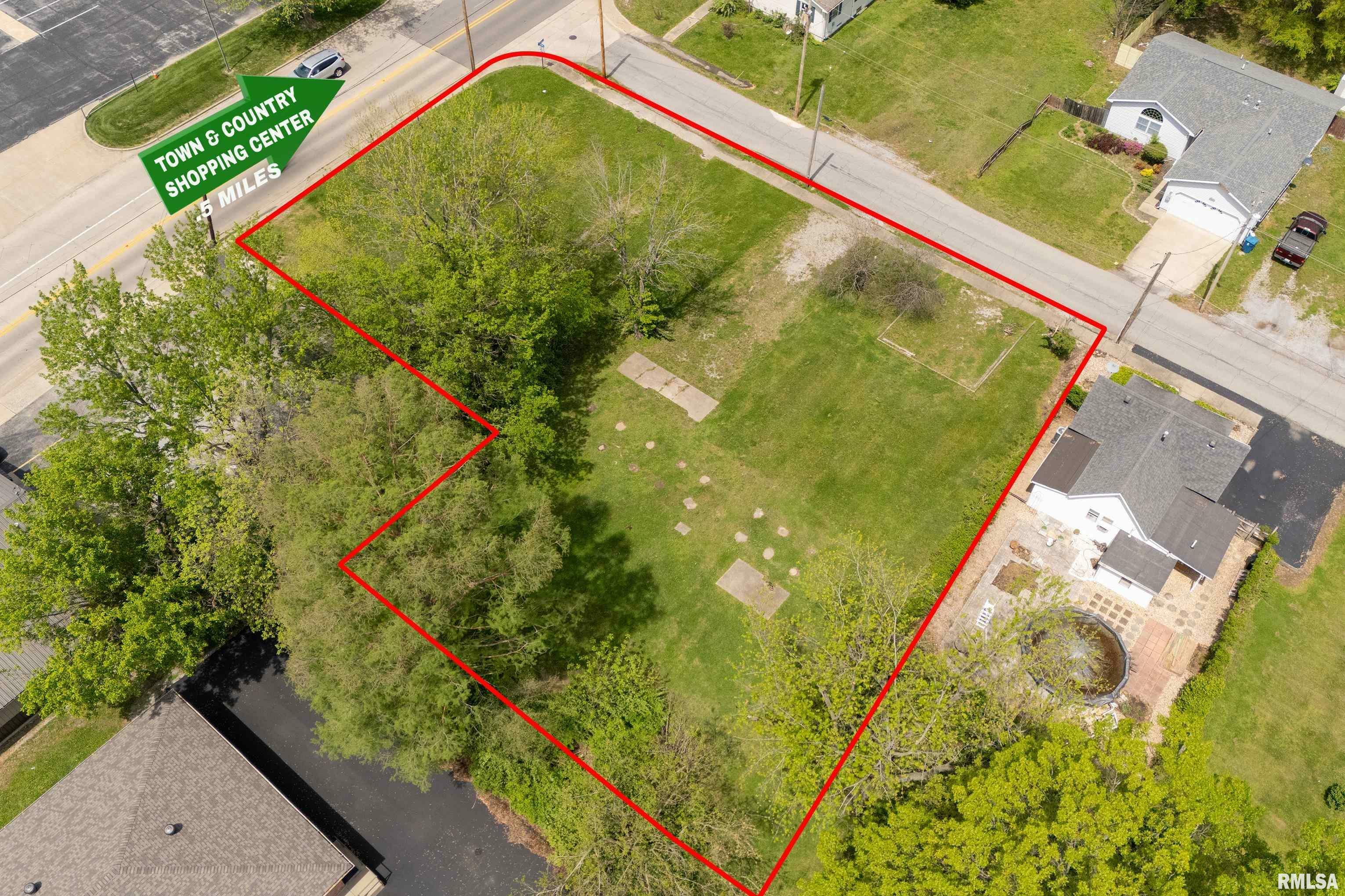 Property Photo: 107 N Carbon Street IL 62959