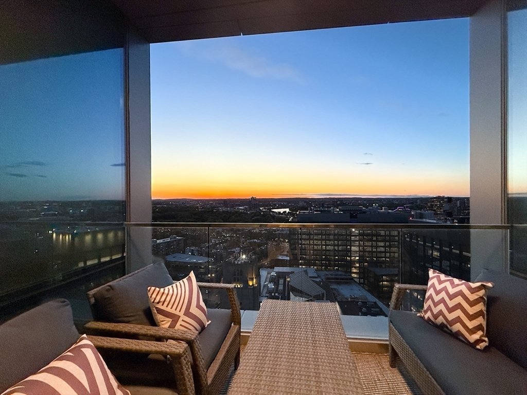 Property Photo: 188 Brookline Ave Ph28c MA 02215