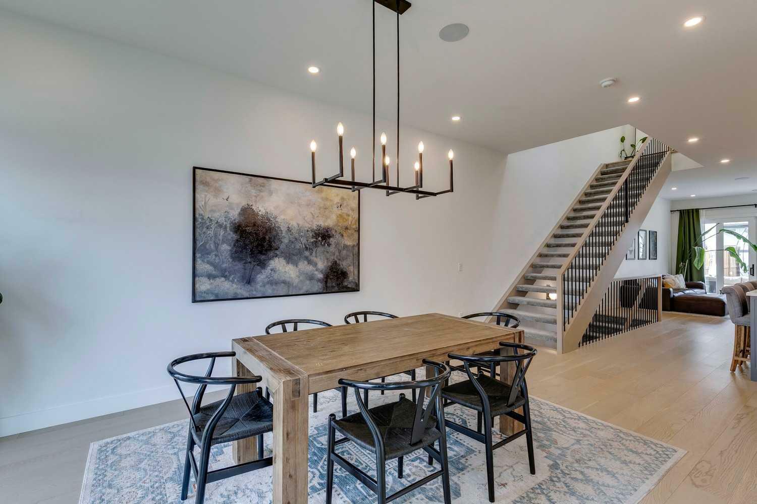 Property Photo: 2017 25 Avenue SW AB T2T 1A6