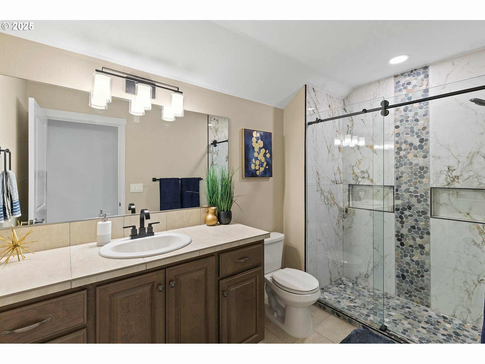 Property Photo: 5109 NE 142nd St WA 98686