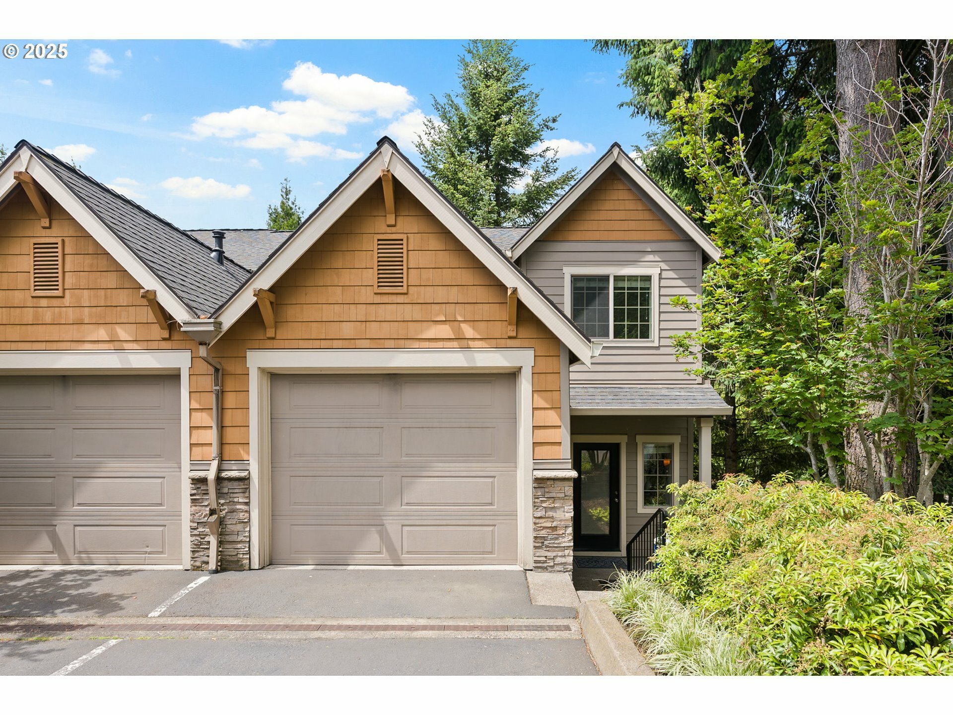 12842 Boones Ferry Rd  Lake Oswego OR 97035 photo