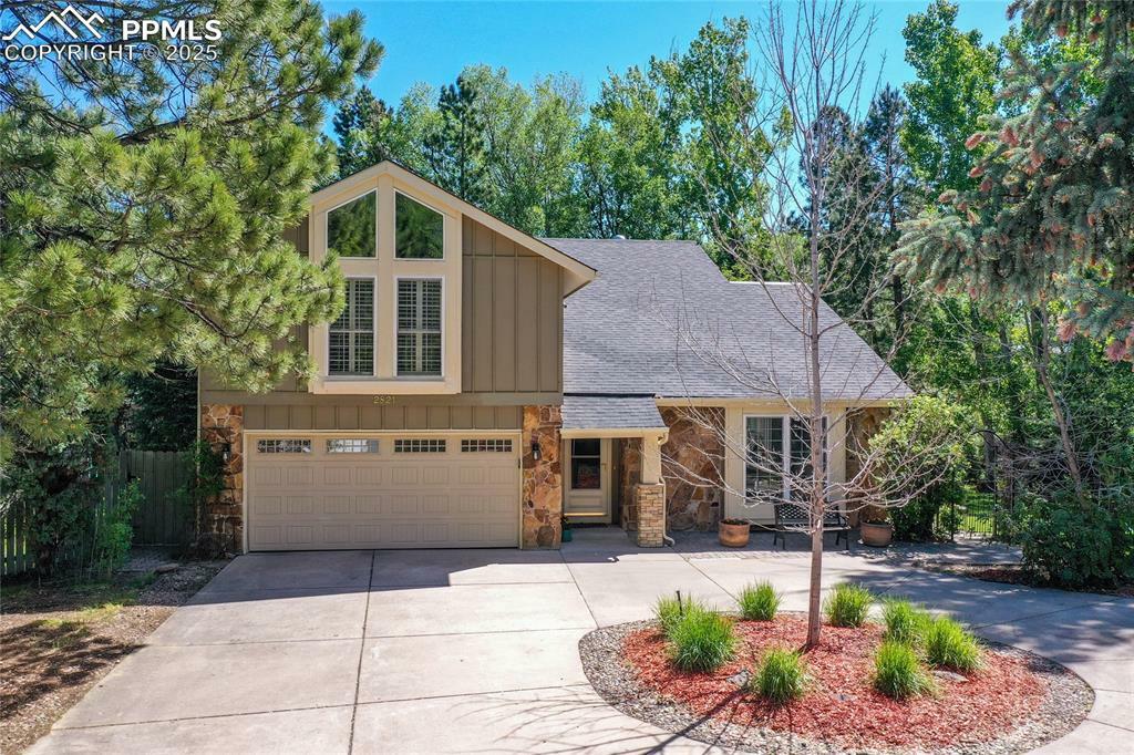 Property Photo: 2821 Old Broadmoor Road CO 80906