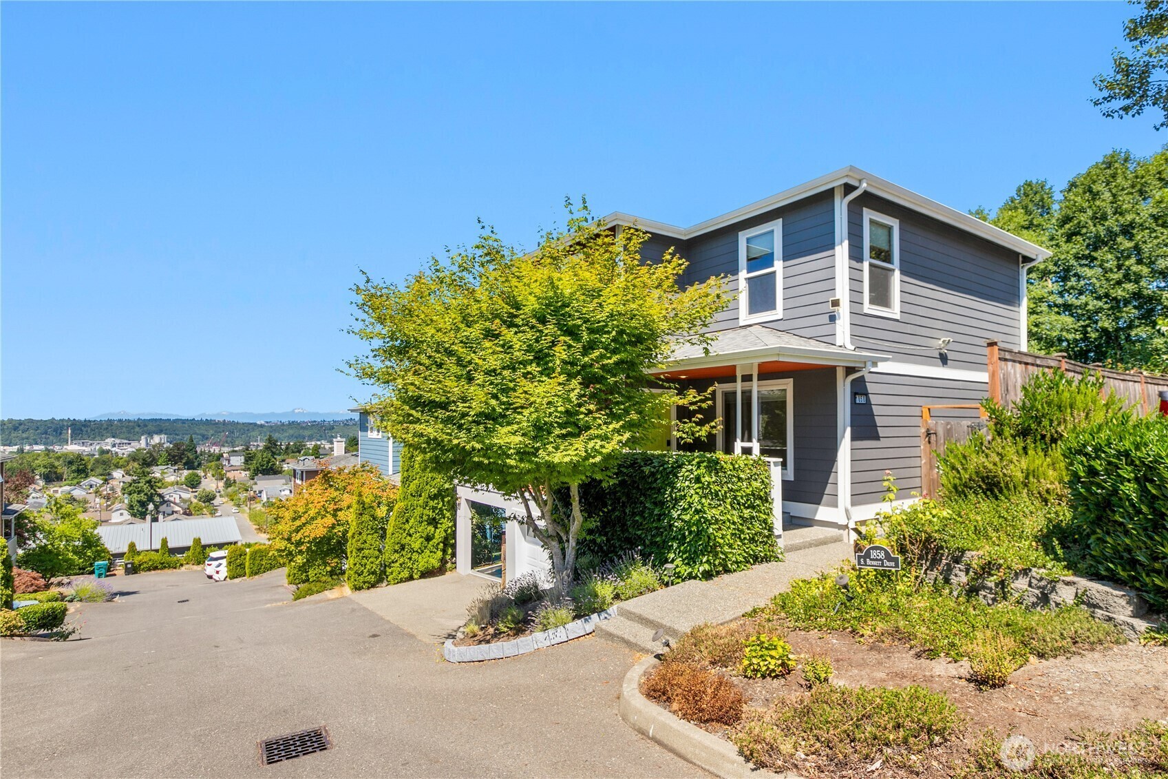 Property Photo:  1858 S Bennett Drive  WA 98108 