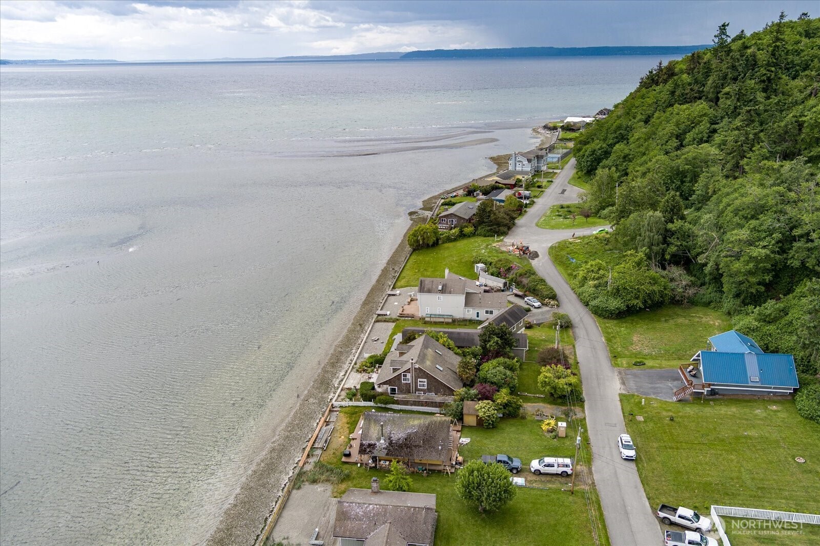 Property Photo:  3819  Driftwood Drive  WA 98236 