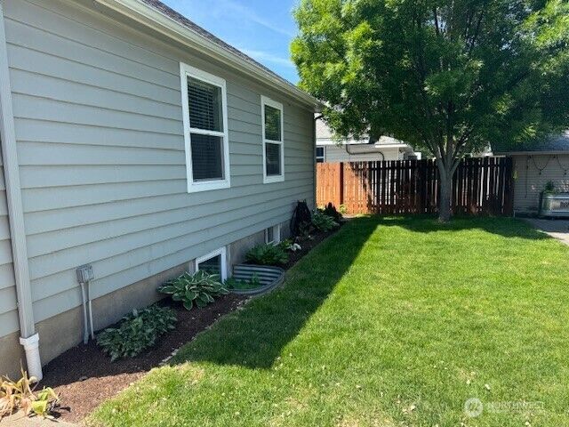 Property Photo:  1013  University  WA 99362 