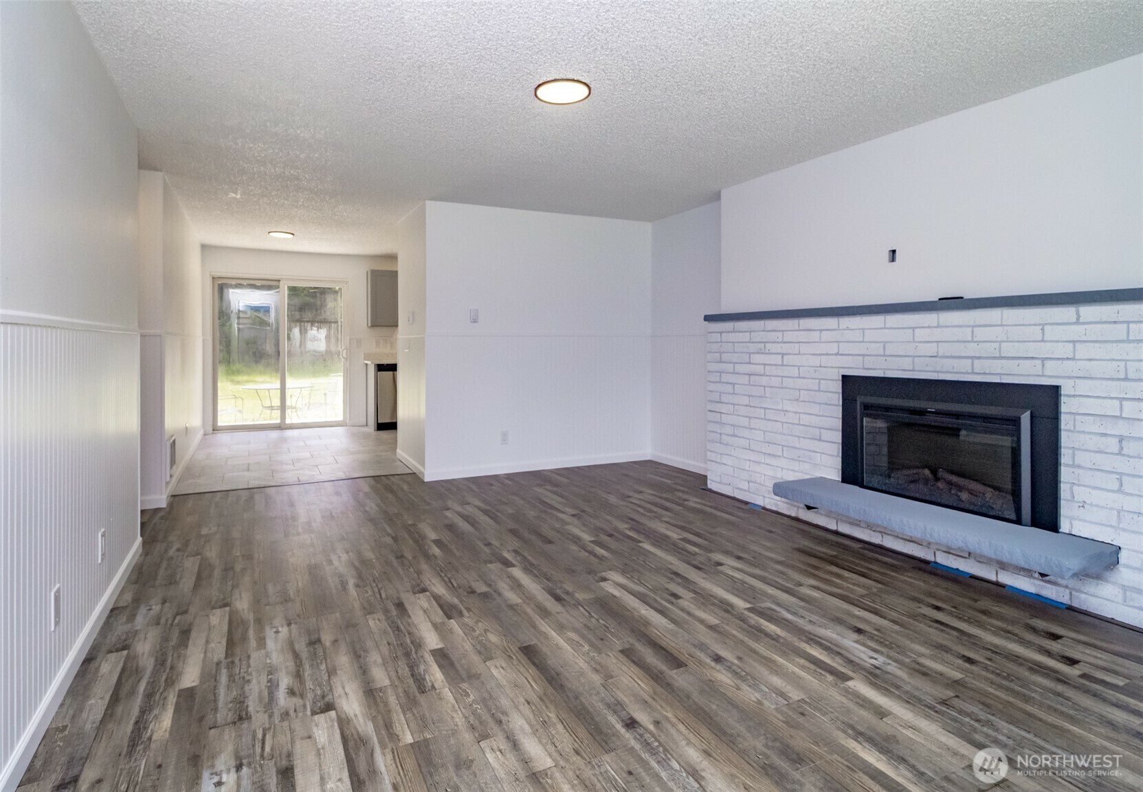Property Photo: 3506 114th Avenue E WA 98372