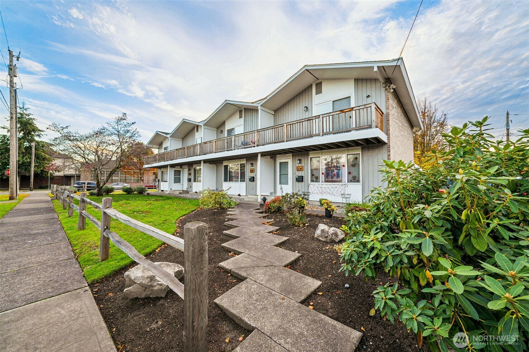 Property Photo:  334 340  4th Street SW  WA 98371 