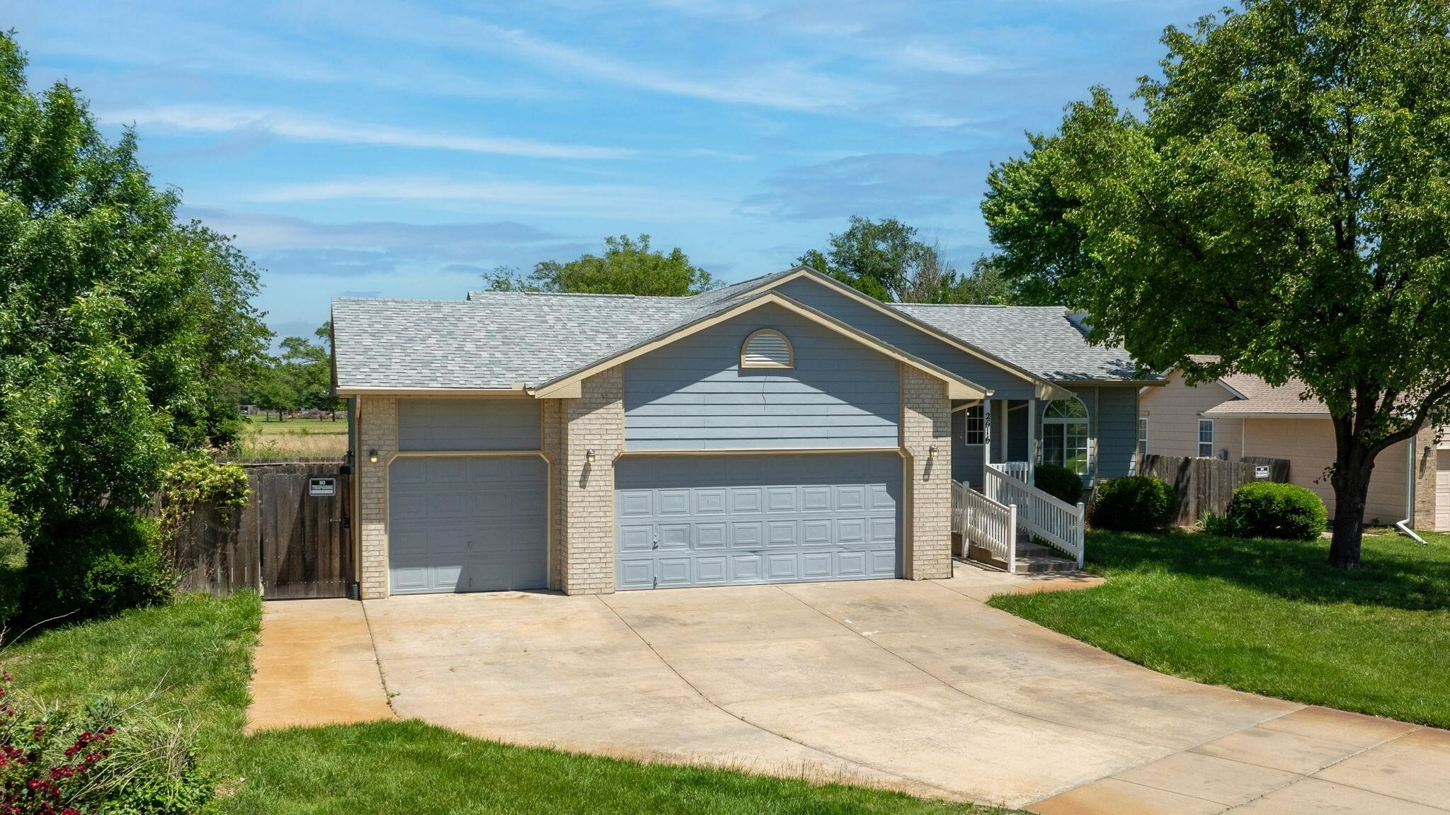 Property Photo: 2616 W 43rd St S KS 67217