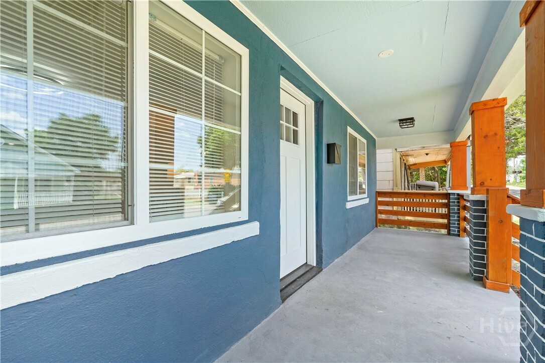 Property Photo: 611 E Waldburg Street GA 31401