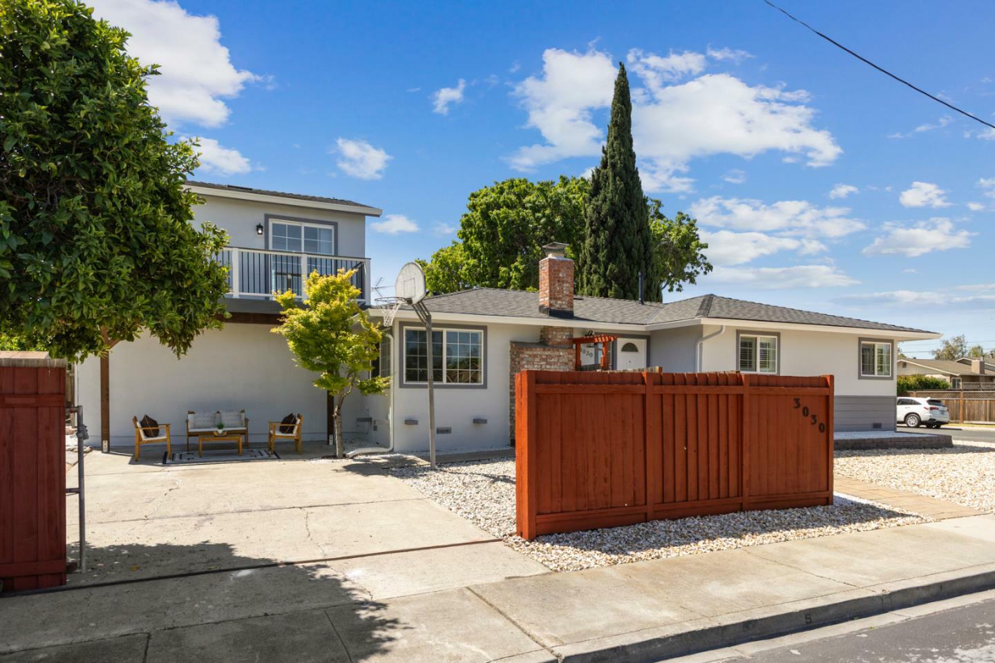 Property Photo: 3030 Santa Maria Avenue CA 95051