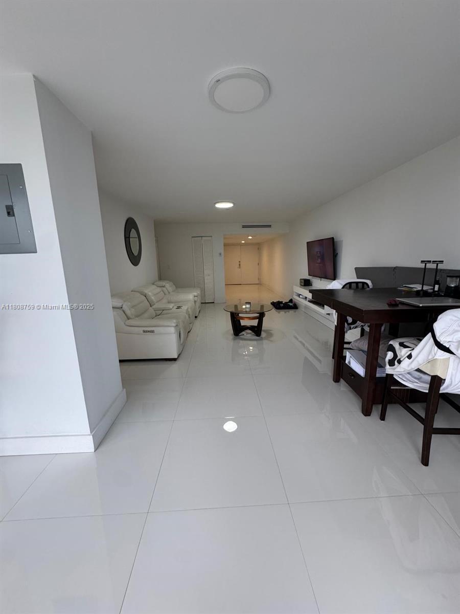 Property Photo:  6423 Collins Ave 1001  FL 33141 