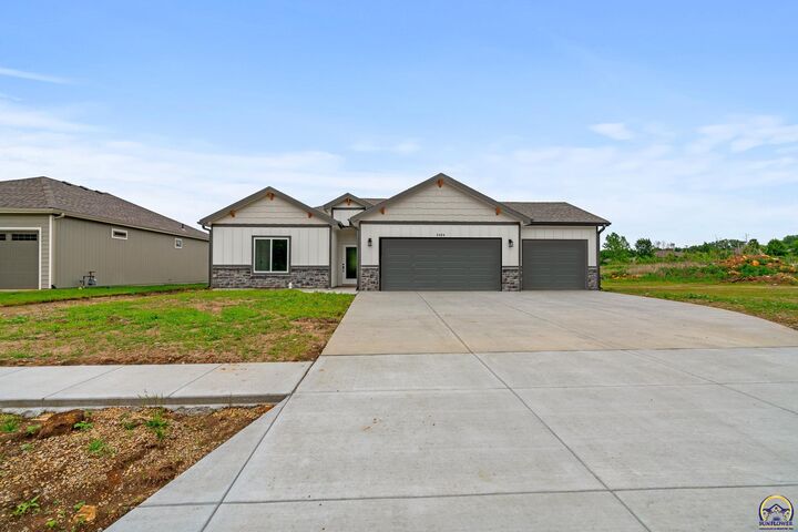3404 SE Howard Dr  Topeka KS 66605 photo