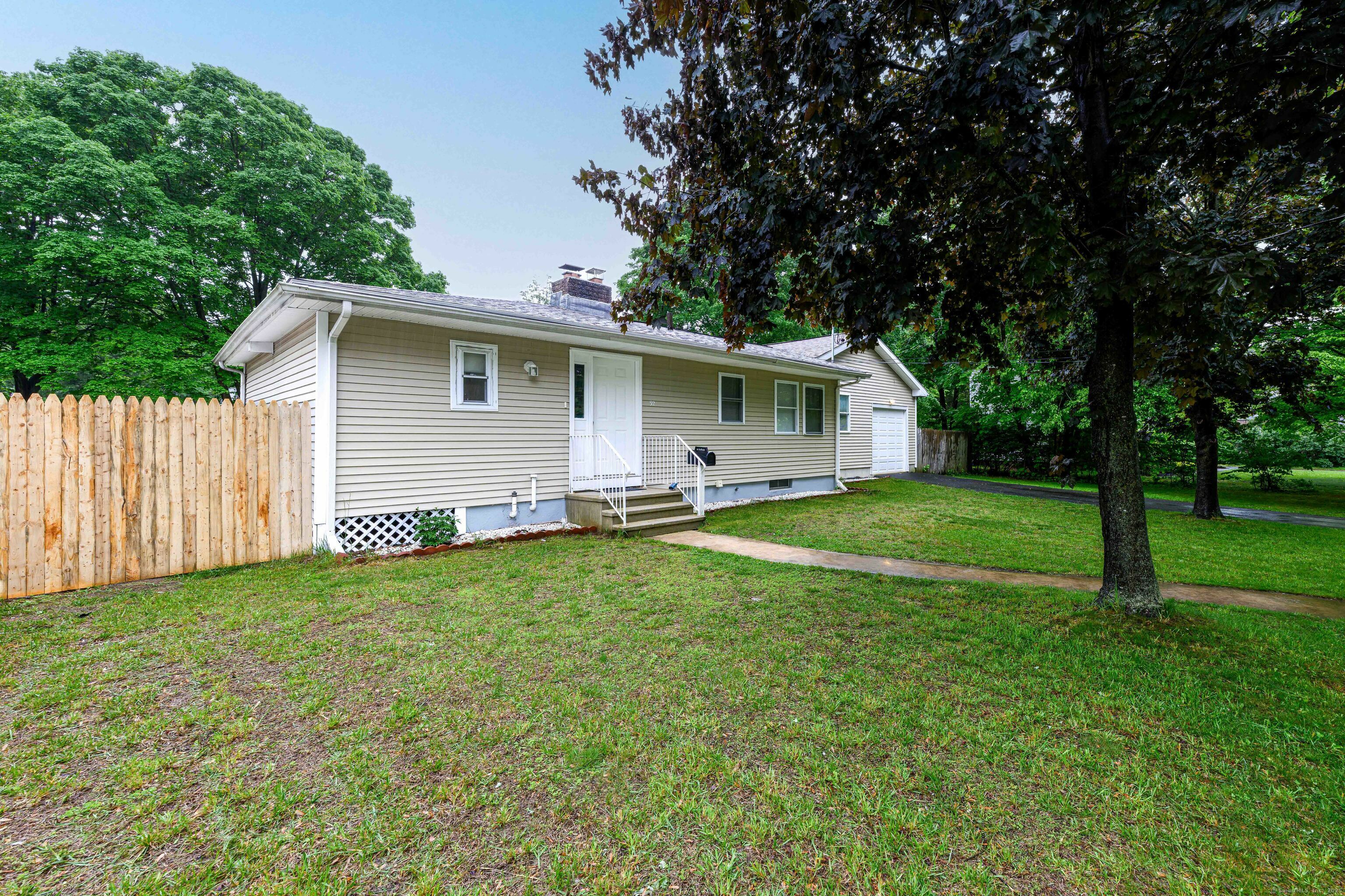 Property Photo: 92 Blakeslee Avenue CT 06473