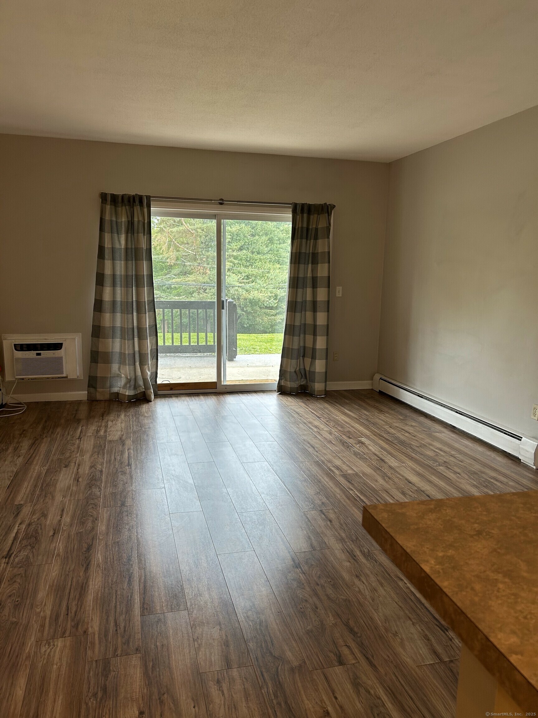 Property Photo:  114 Balance Rock Road Apt 1  CT 06483 