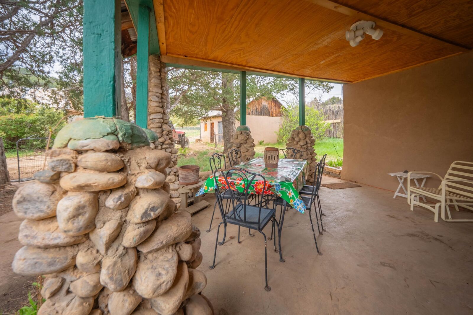 Property Photo: 46 Cr B024 NM 87723
