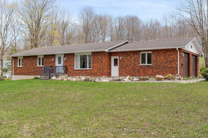 Property Photo:  205 Napoleon Street  ON N0C 1E0 