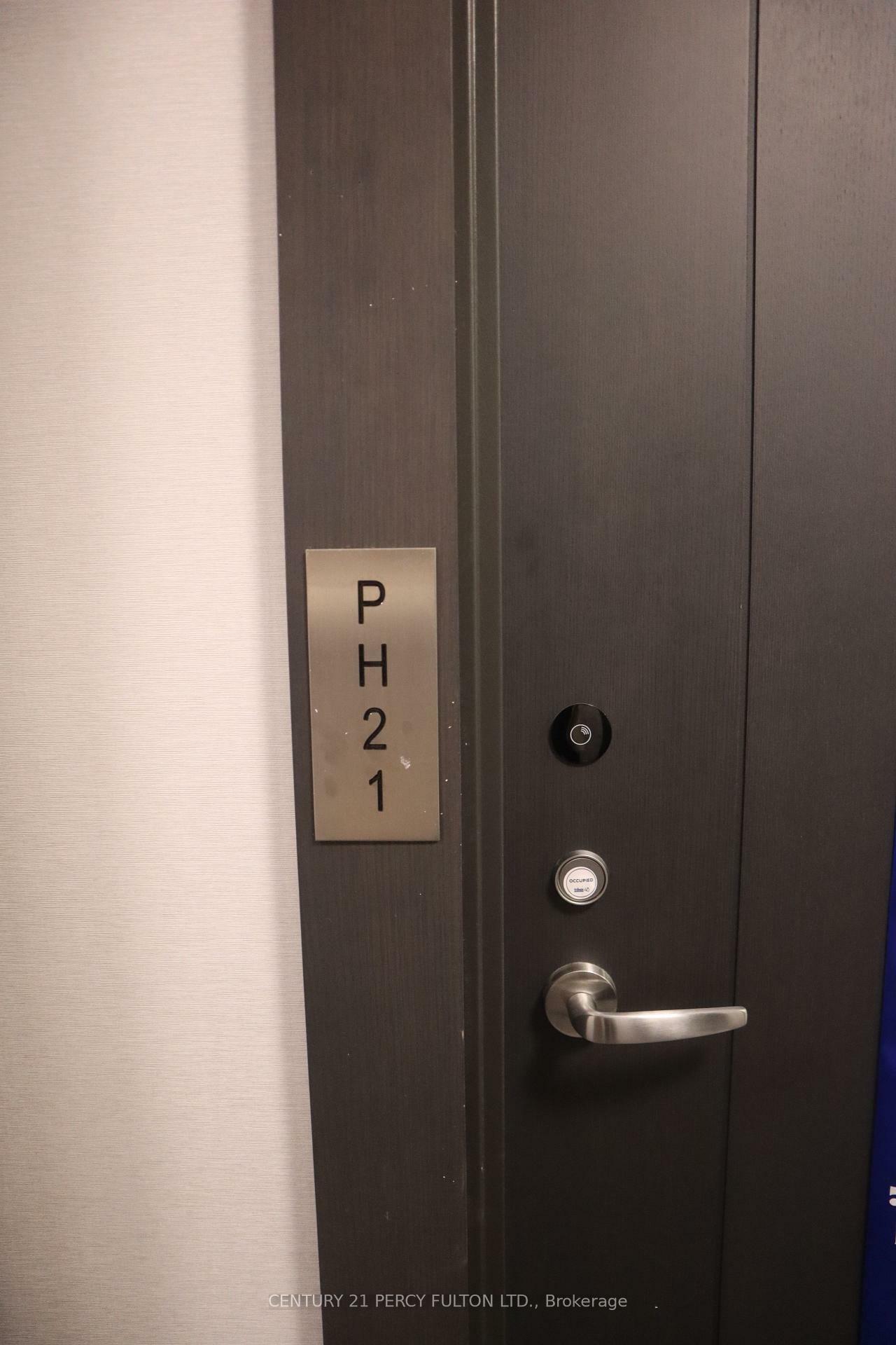 Photo de la propriété: 2545 Simcoe Street N Ph21 ON L1H 7K4