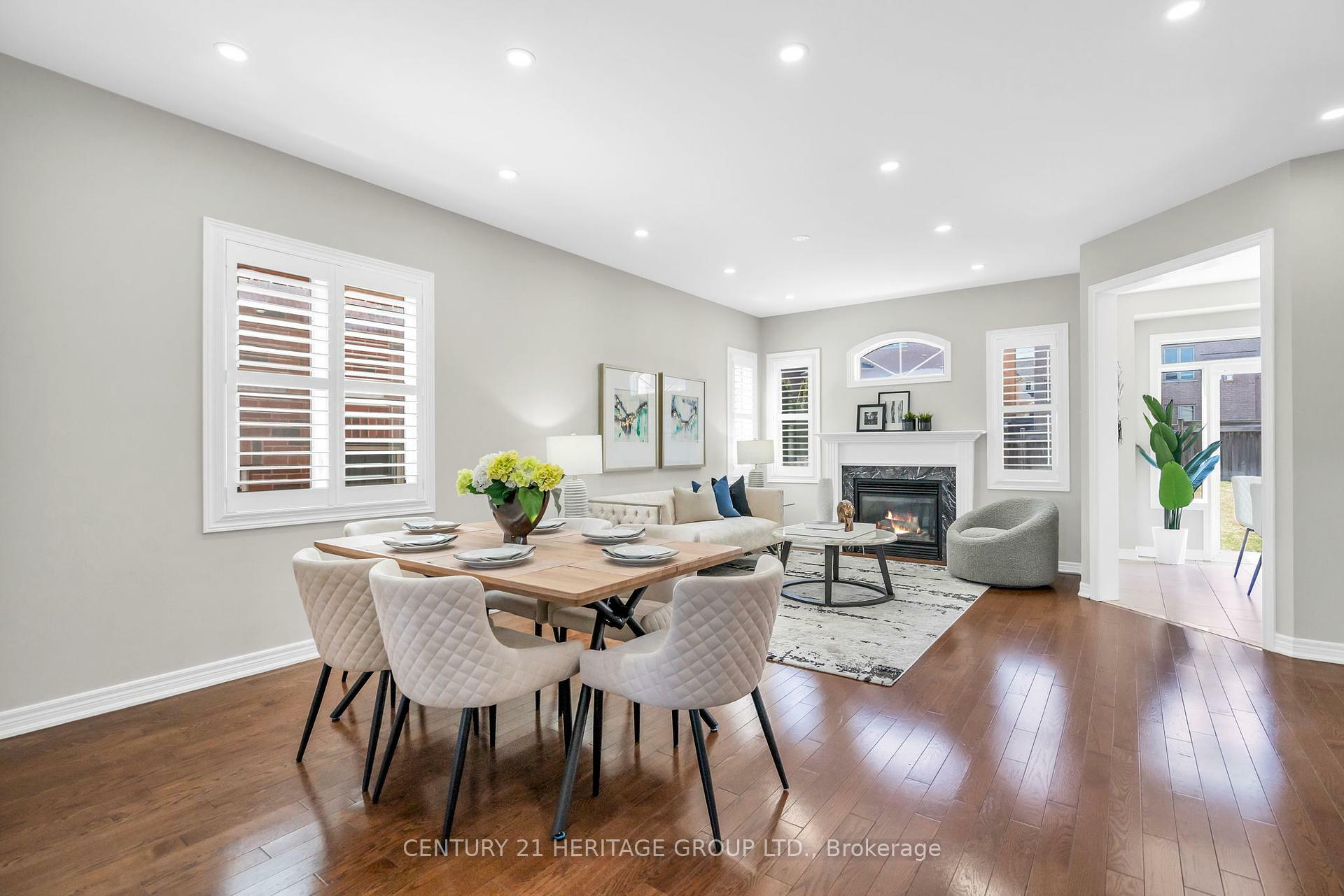Property Photo: 406 Mavrinac Boulevard ON L4G 0J8