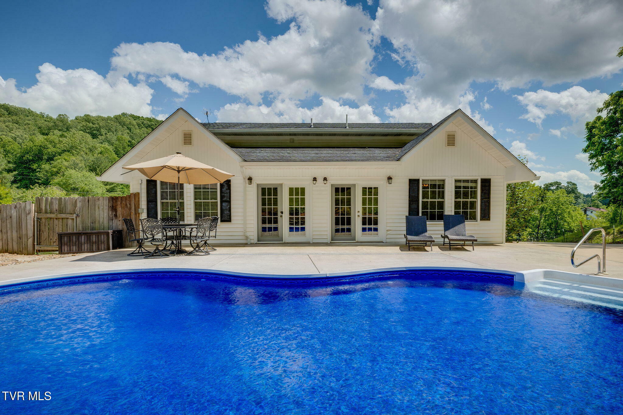 Property Photo:  277 Spurgeon Road  TN 37617 