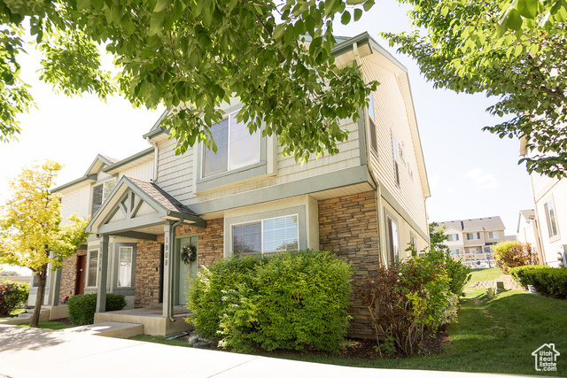 Property Photo: 1908 W 1020 N UT 84604