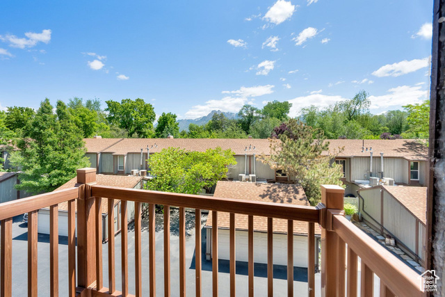 Property Photo: 5420 Willow Ln F UT 84107