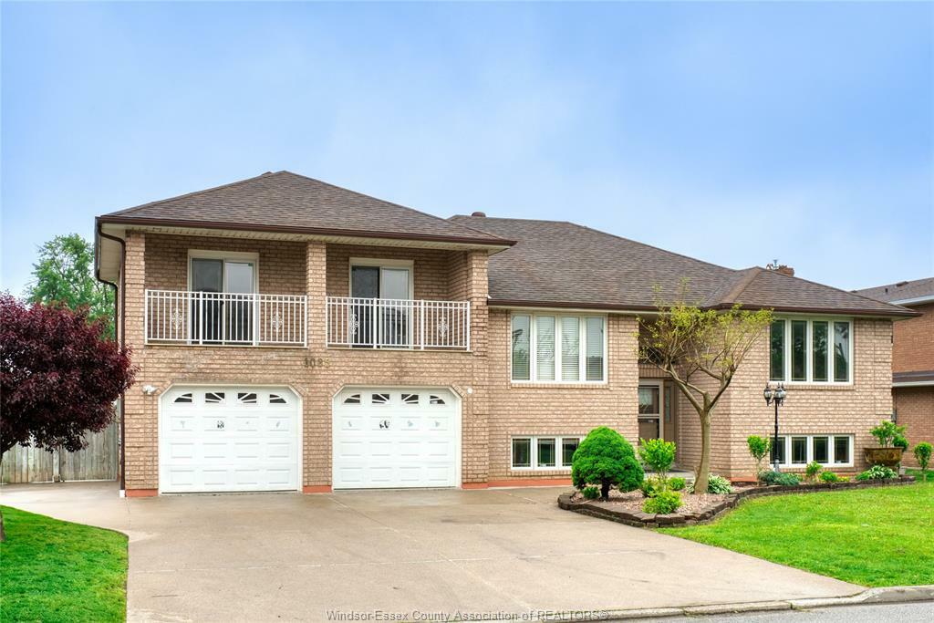 Property Photo: 1085 Waverly ON N8X 4X1