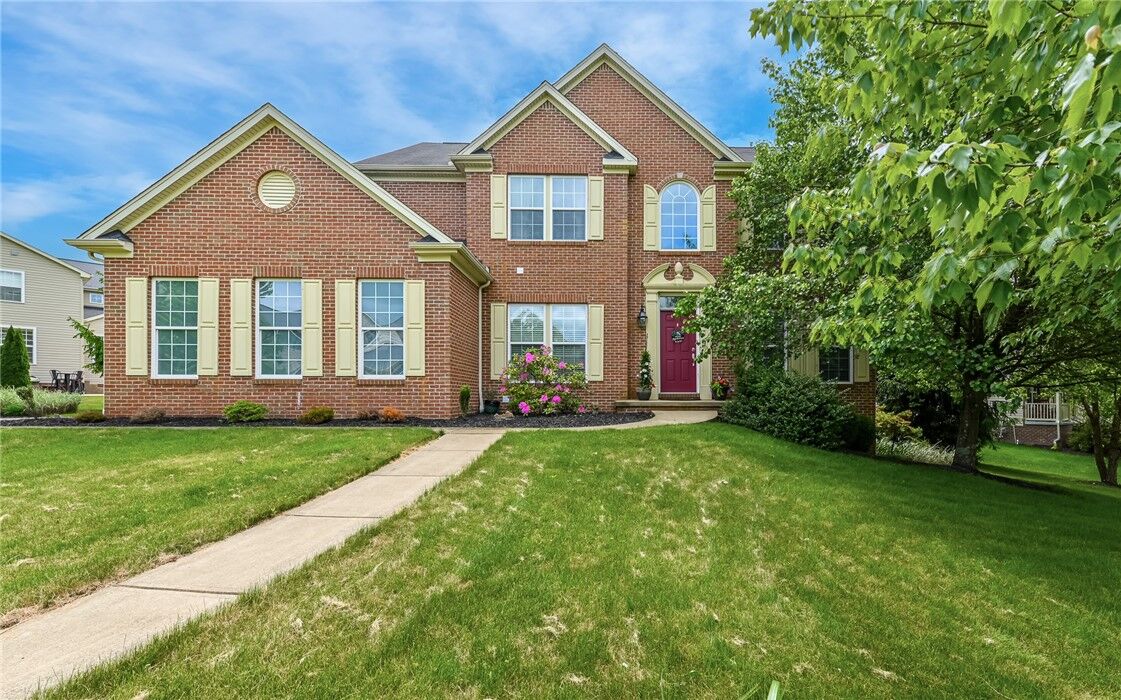 Property Photo: 122 Brighton Ln PA 16046