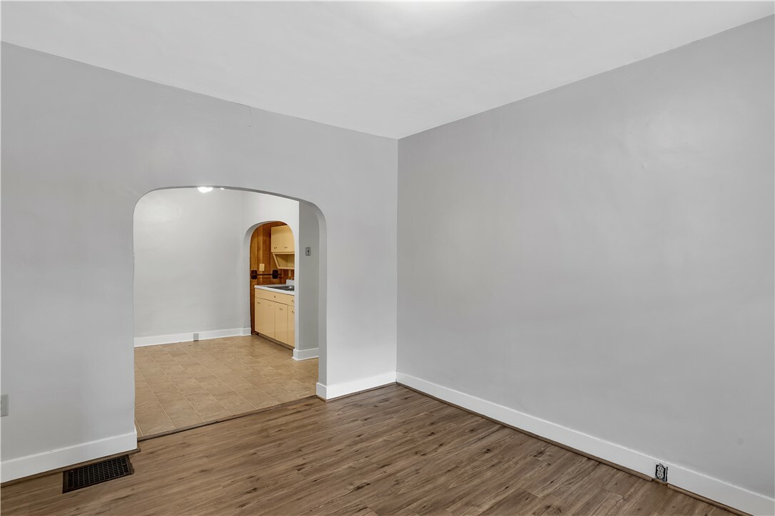 Property Photo: 2914 5th Ave PA 15010