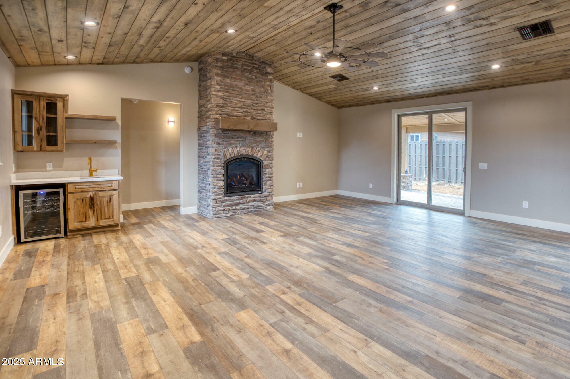 Property Photo: 5974 E Elk Springs -- AZ 85929