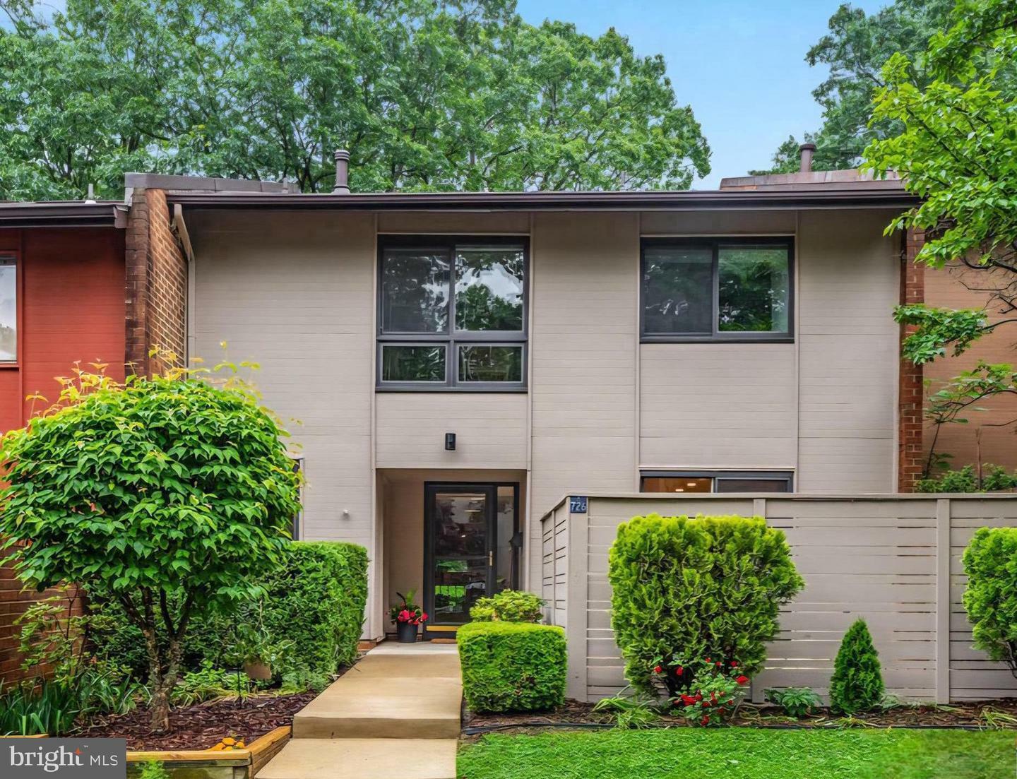 11726 Indian Ridge Road  Reston VA 20191 photo
