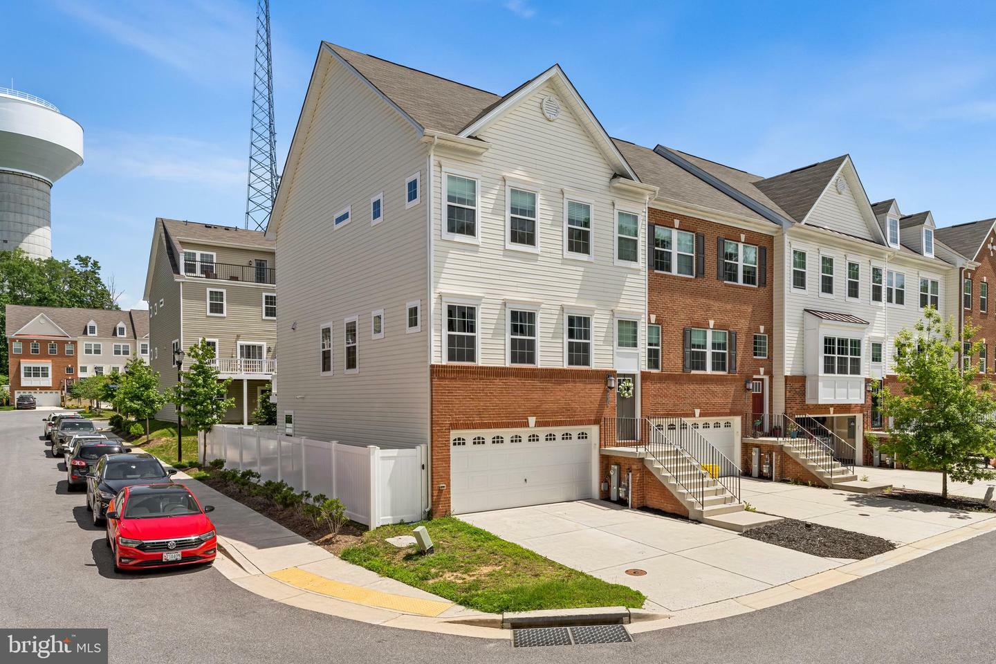 Property Photo: 1530 Witchhazel Circle MD 21054
