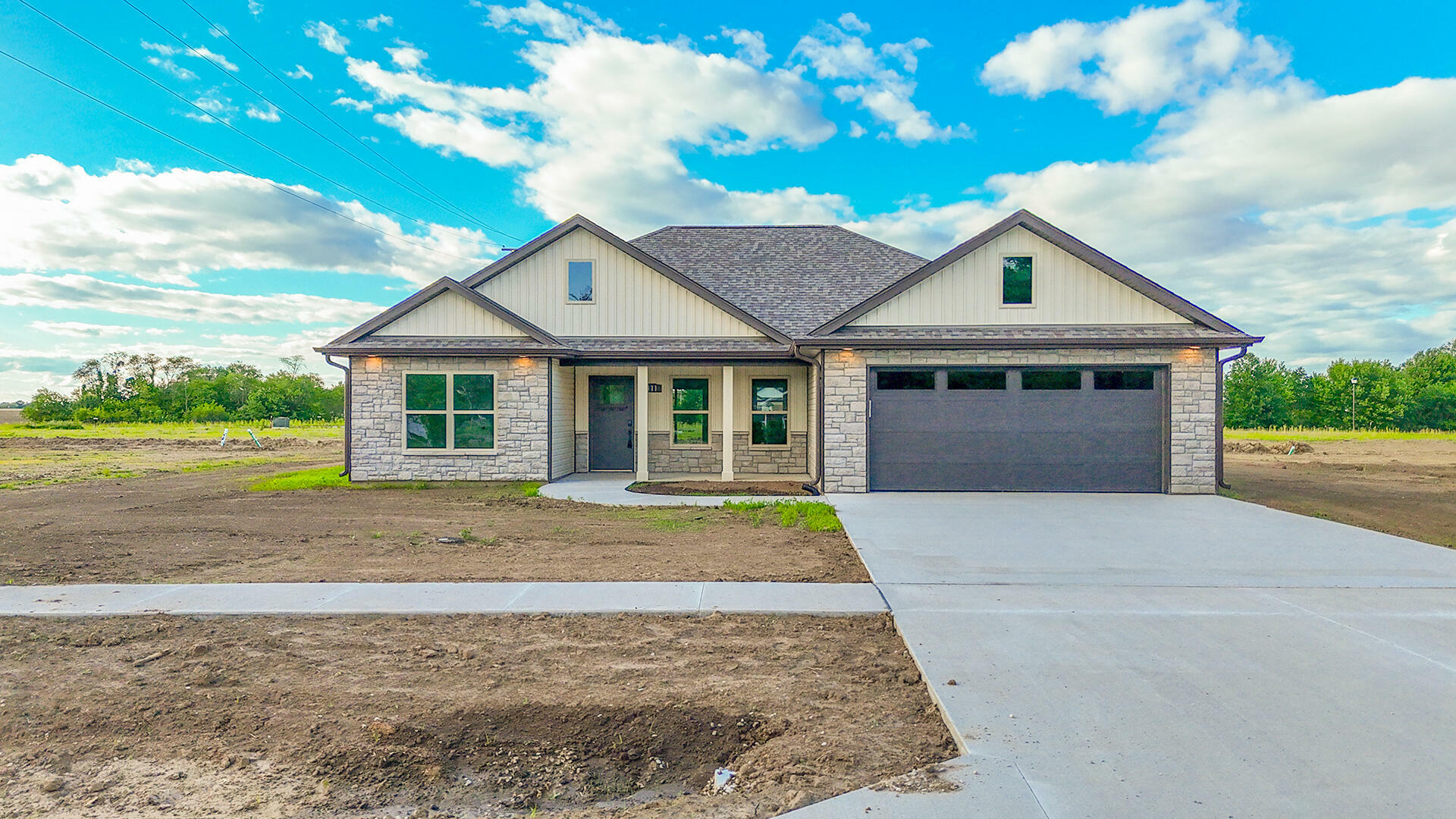 Property Photo:  311 W Francis St  MO 65284 