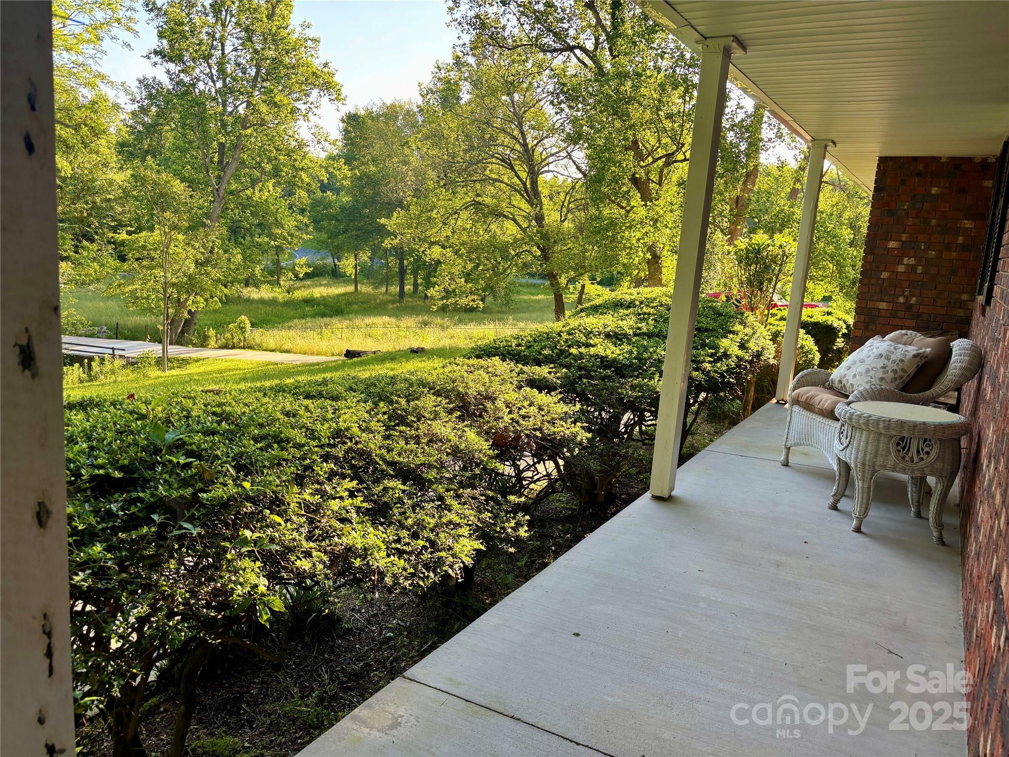 Property Photo: 2130 Vashti Road NC 28681