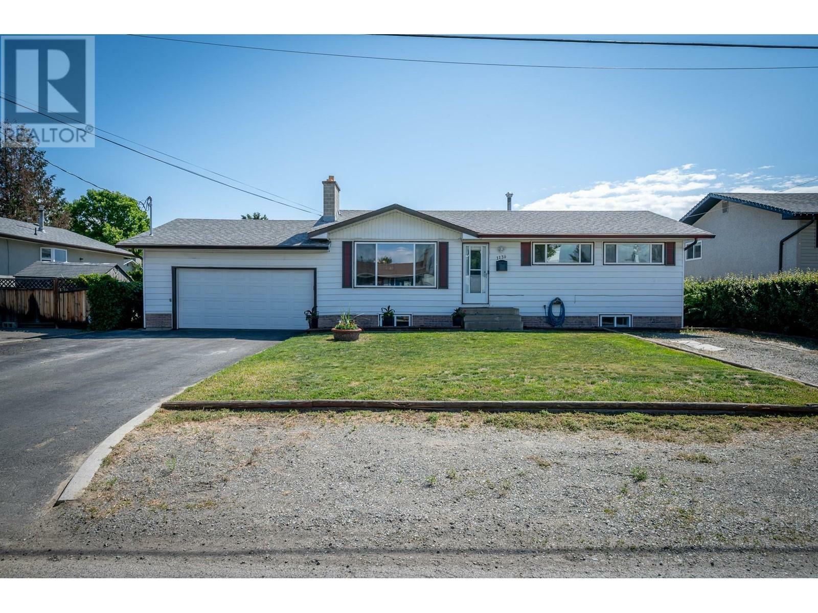 Photo de la propriété:  1139 Chateau Street  BC V2B 5R2 