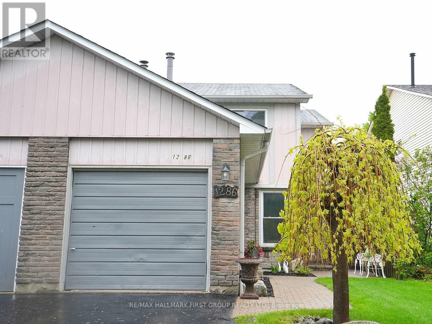 Property Photo:  1286 Northmount Street  ON L1G 7M8 