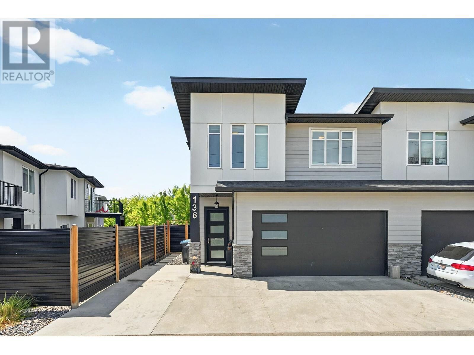Property Photo: 136 Summerhill Place BC V1V 1T6