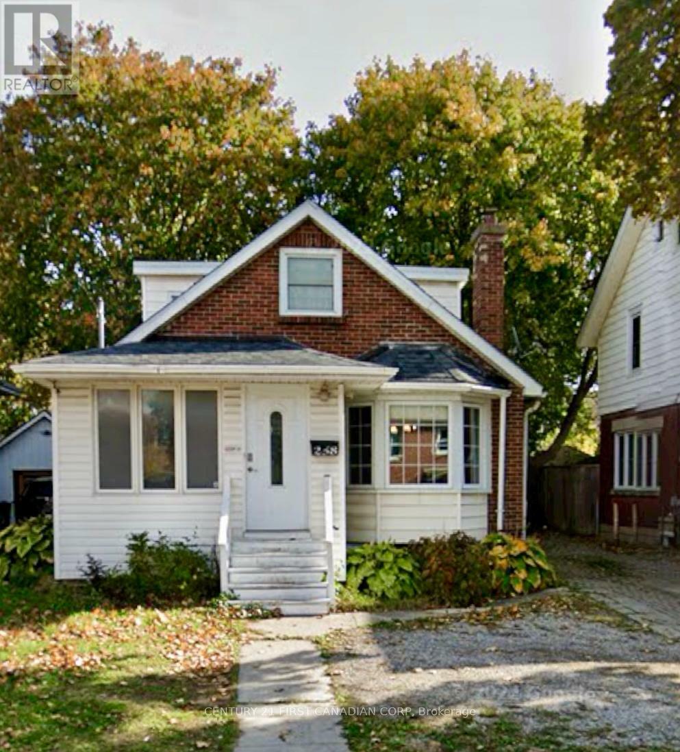 258 Wellington Road  London South (South H) ON N6C 4N5 photo
