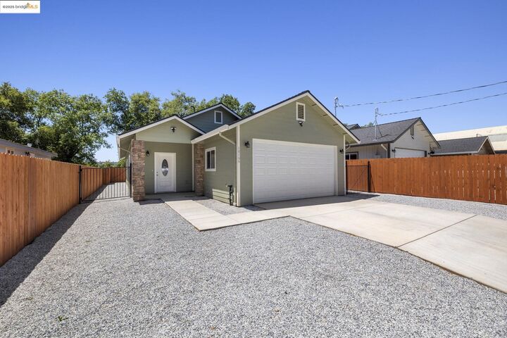 Property Photo:  18166 7th Ave  CA 95327 