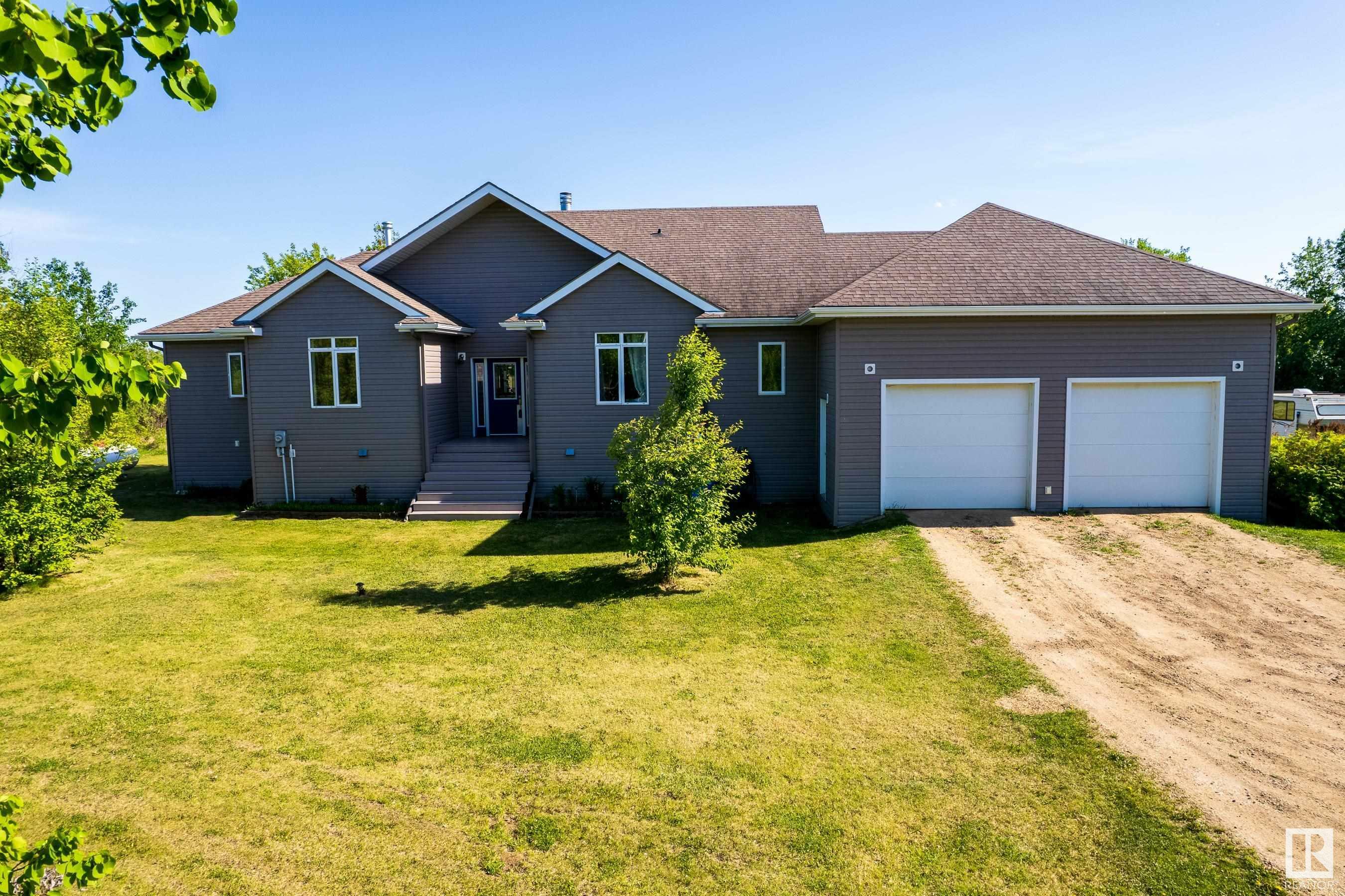 Property Photo: 59113 Rge Road 243 1 AB T0G 2J0